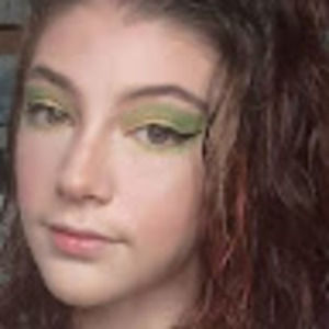 Meet your Posher, Lillian